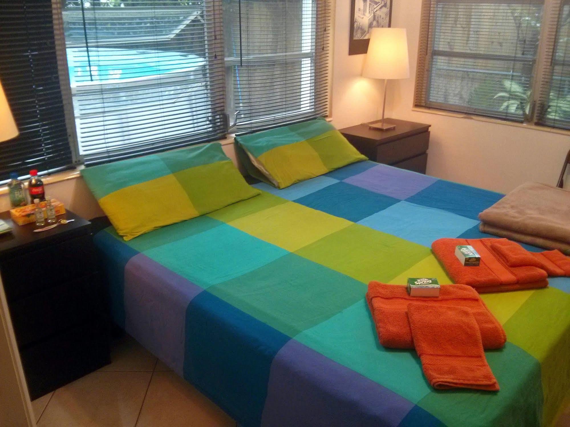 Blue Ocean Guesthouse Oakland Park Ngoại thất bức ảnh