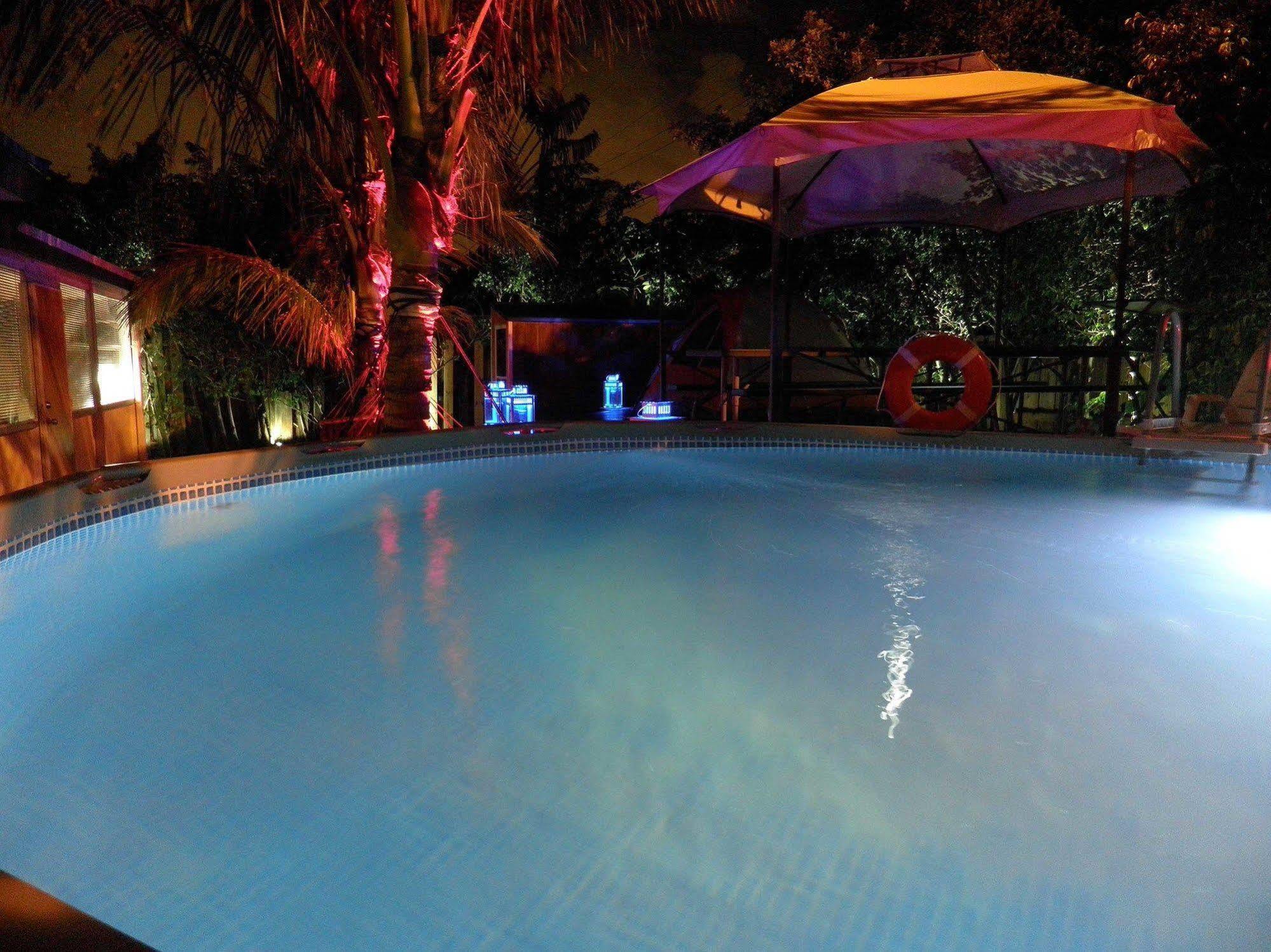 Blue Ocean Guesthouse Oakland Park Ngoại thất bức ảnh